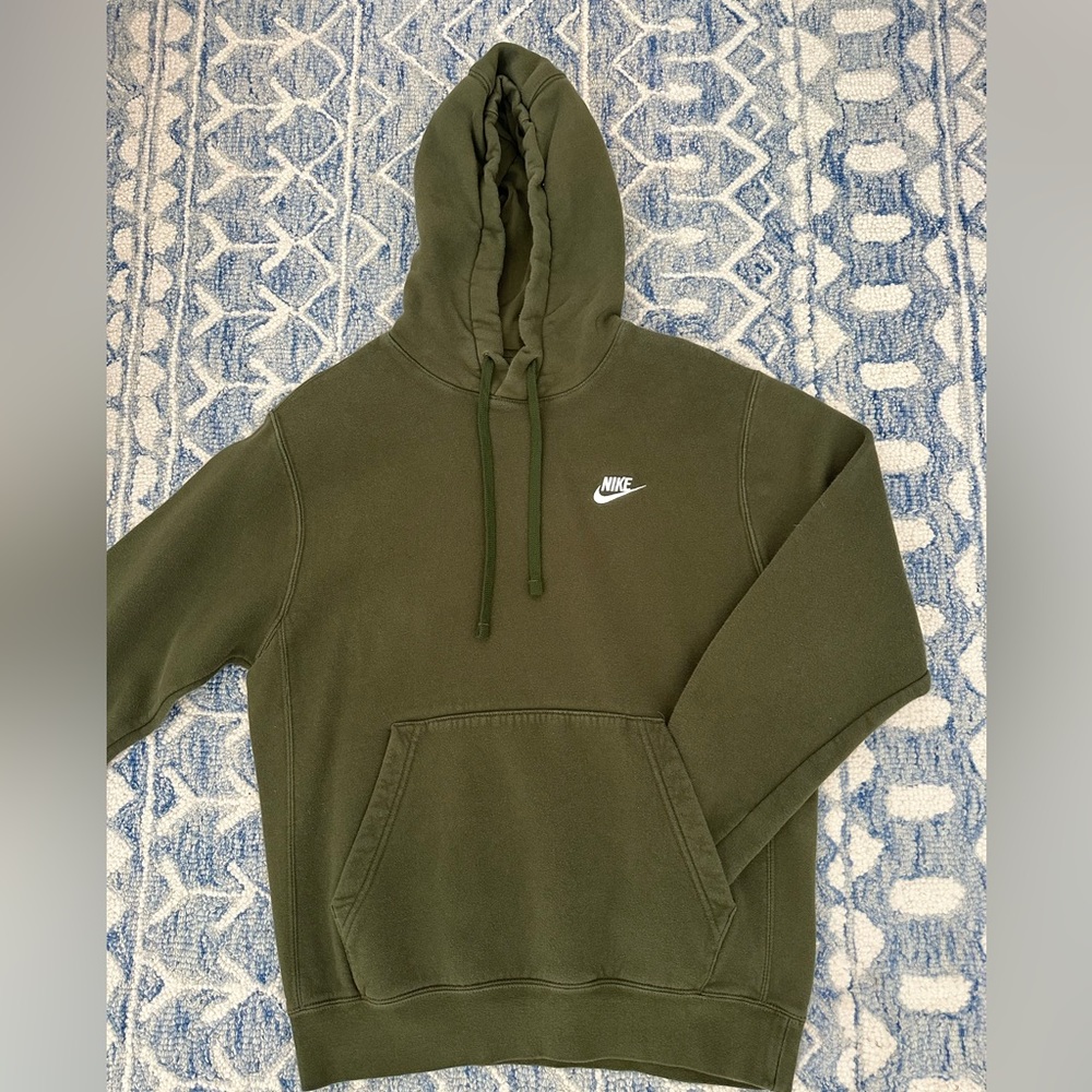 Nike Men’s Army Green Sweatshirt Hoodie Size Small